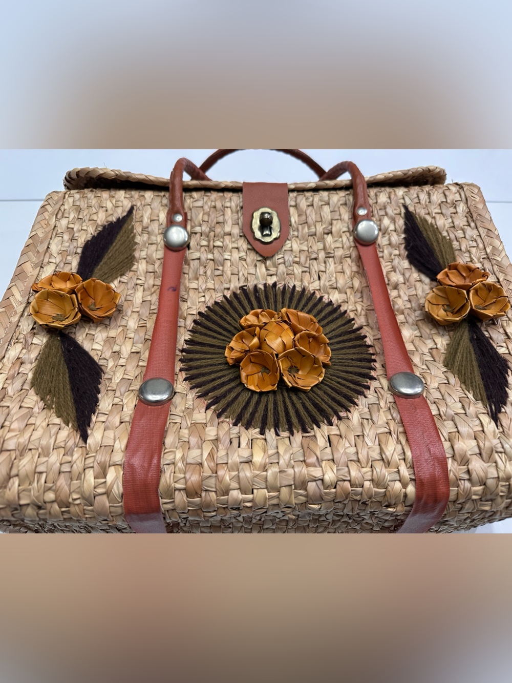 Vintage 70s Mexican Straw Woven Basket Purse Floral Raffia Boho Box Bag - Picture 3 of 15